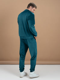 Veliūrinis laisvalaikio kostiumas "Soft electric"