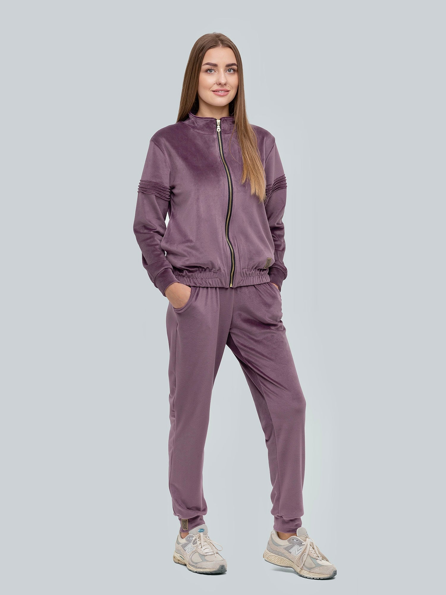 Veliūrinis laisvalaikio kostiumas "Soft lavender"