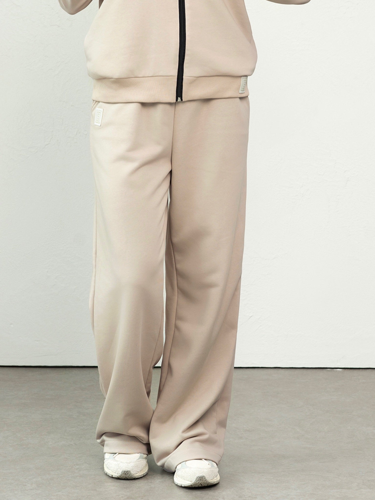 Laisvalaikio kelnės "Flow" be pūkelio (spalva pasirinktinai)