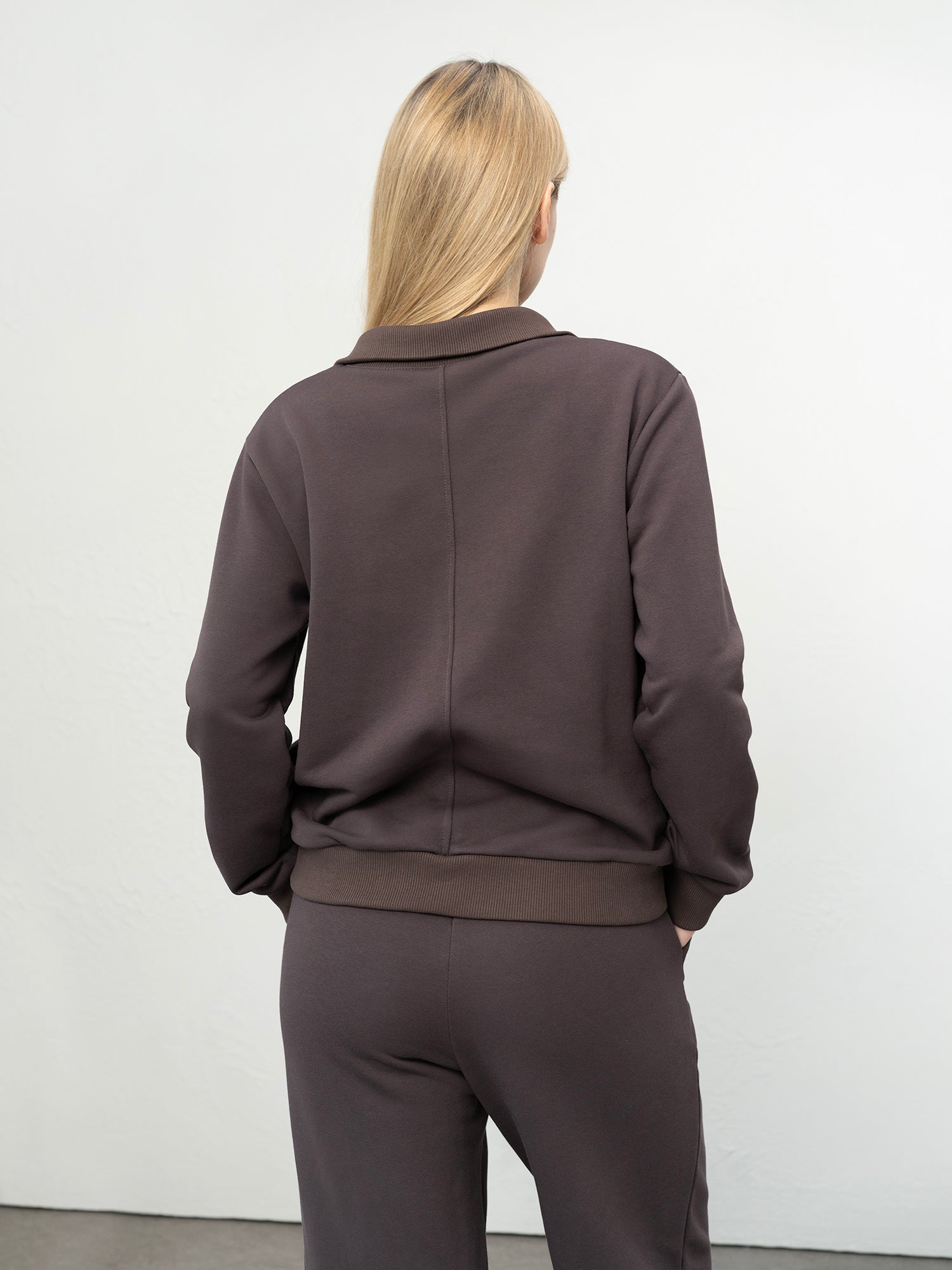 Laisvalaikio kostiumas "Flow" chocolate