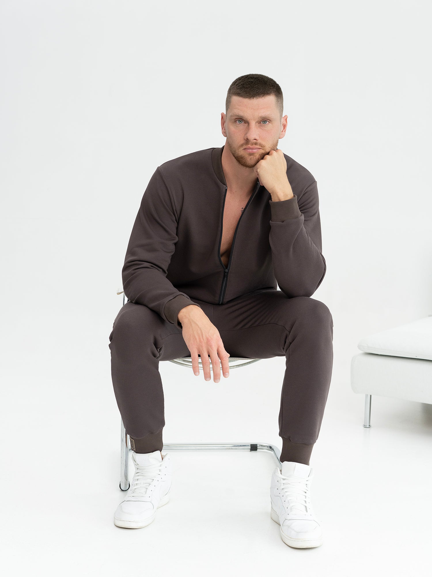 Laisvalaikio kostiumas "Flow" chocolate