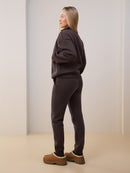 Šokoladinis laisvalaikio kostiumas "Luxury" su pūkeliu