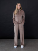 Veliūrinis laisvalaikio kostiumas "Soft shine Mocha"